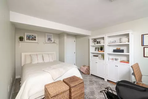 Bedroom - 255 Elm St, Marshfield, MA 02050 photo 4 of 4