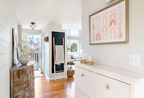 Entry Way - 255 Elm St, Marshfield, MA 02050 photo 1 of 3