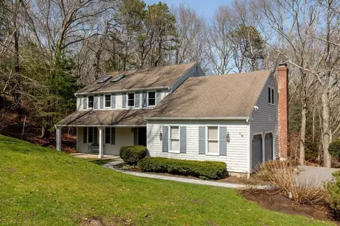 36 Cooke Rd, Plymouth, MA 02360