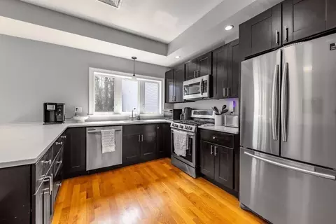 417 E 7th St #2, Boston, MA 02127 photo 4