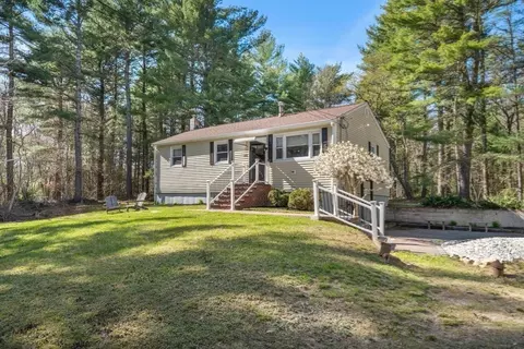 286 North St, Duxbury, MA 02332