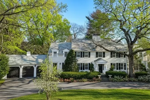 64 Albion Rd, Wellesley, MA 02481