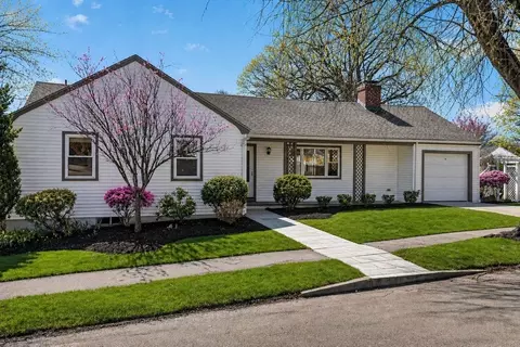 41 Truro Ln, Milton, MA 02186