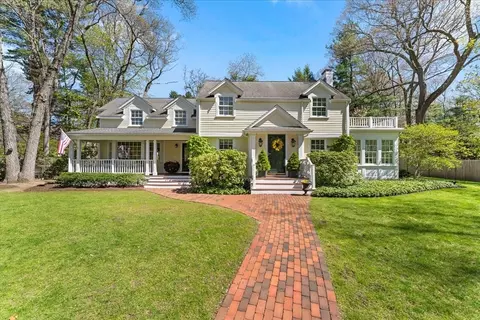 279 Oakland St, Wellesley, MA 02481