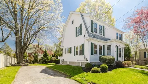 35 Fruit St, Taunton, MA 02780