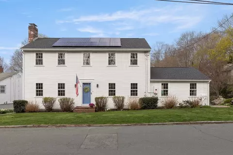 Exterior - 20 Middle St, Beverly, MA 01915 photo 1 of 11