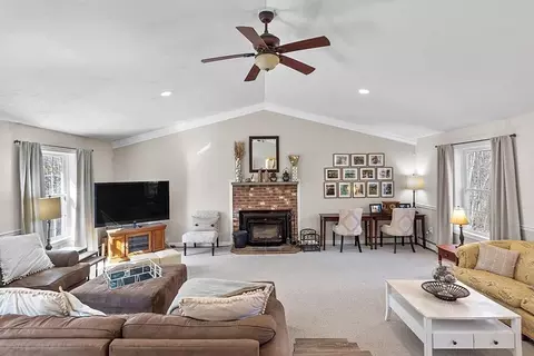 63 Murray Rd, Ashburnham, MA 01430 photo 13