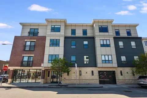 Exterior - 687 E 2nd St #8, Boston, MA 02127 photo 4 of 4