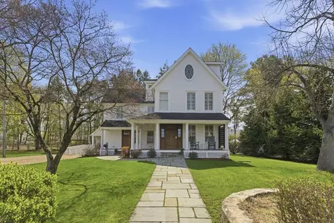41-43 Stone St, Walpole, MA 02081