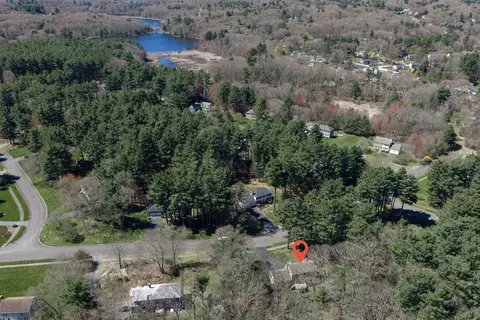 View/Area - 8 Griffin Rd, Franklin, MA 02038 photo 3 of 3