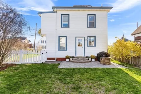 Exterior - 3 Acacia St, Gloucester, MA 01930 photo 2 of 2