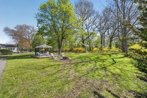 4 Lakeside Dr, Framingham, MA 01702 photo 19