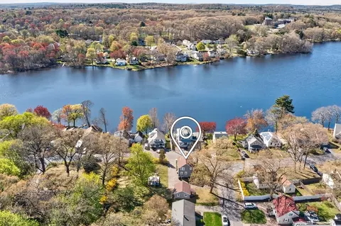 4 Lakeside Dr, Framingham, MA 01702 photo 2