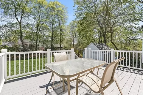 Exterior - 21 Howe St, Wellesley, MA 02482 photo 6 of 10