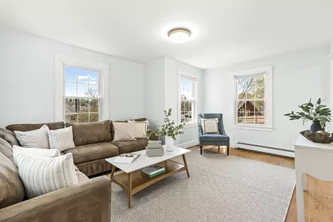 Living - 21 Howe St, Wellesley, MA 02482 photo 4 of 4