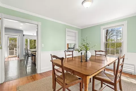 Dining - 21 Howe St, Wellesley, MA 02482 photo 1 of 3