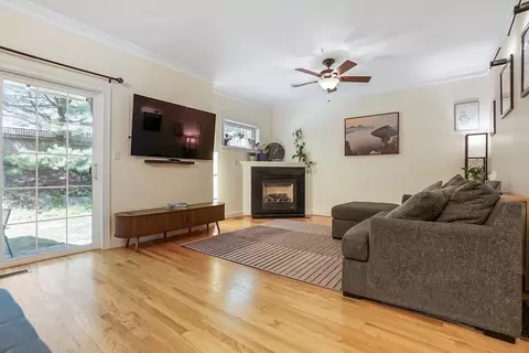 Other - 13 Junction Ln #13, Hamilton, MA 01982 photo 5 of 14
