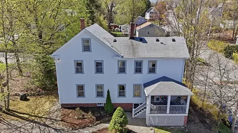 26 Walnut St, Maynard, MA 01754 photo 8