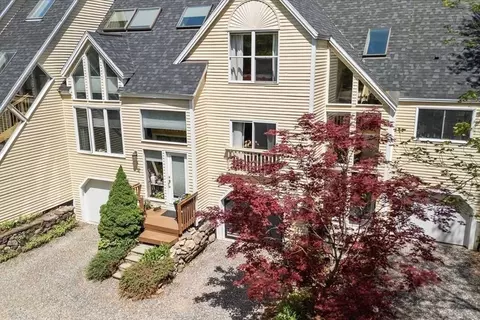 Exterior - 8 Deer Path #8, Hudson, MA 01749 photo 5 of 6