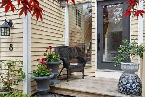 Exterior - 8 Deer Path #8, Hudson, MA 01749 photo 2 of 6