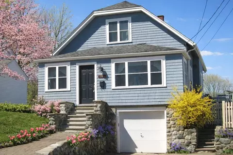 28 Copley Ave, Waltham, MA 02452