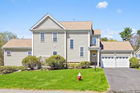 62 Sunflower Dr #62, Raynham, MA 02767