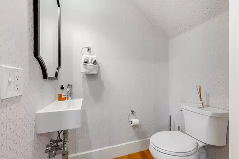 799 E 3rd St #2, Boston, MA 02127 photo 13