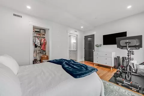 799 E 3rd St #2, Boston, MA 02127 photo 21