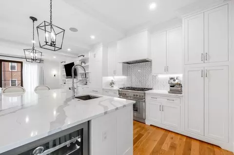 799 E 3rd St #2, Boston, MA 02127 photo 6