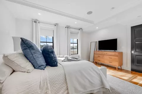 799 E 3rd St #2, Boston, MA 02127 photo 16