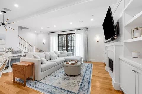 799 E 3rd St #2, Boston, MA 02127 photo 12