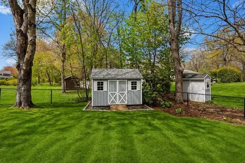 93 Wyndward Rd, Longmeadow, MA 01106 photo 31