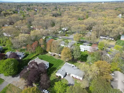93 Wyndward Rd, Longmeadow, MA 01106 photo 38