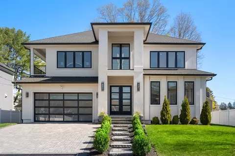 29 Hanson Rd, Newton, MA 02459