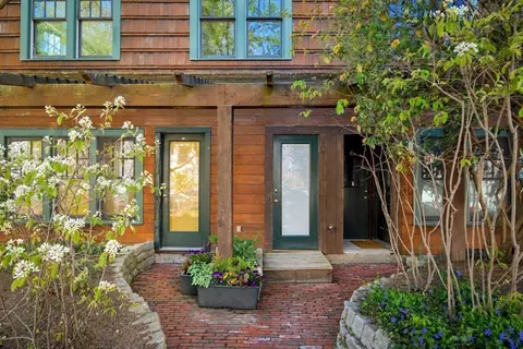 411 Norfolk St #2A, Somerville, MA 02143
