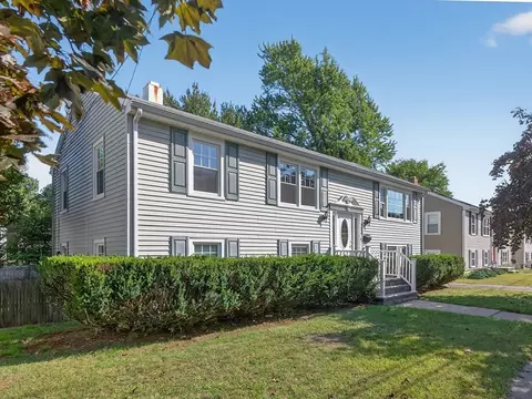 132 Woodley Ave, West Roxbury, MA 02132
