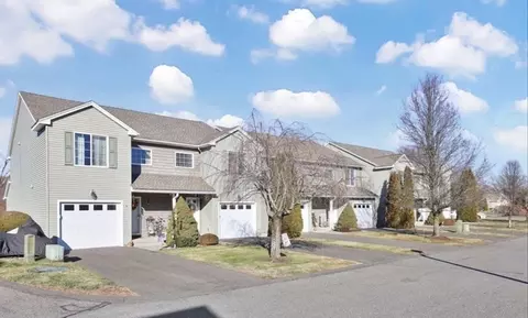 353 Fuller St #6, Ludlow, MA 01056