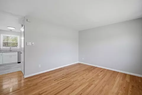 Living - 974 Wilbraham Rd, Springfield, MA 01109 photo 1 of 4