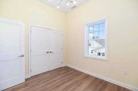 Bedroom - 32 Lexington Dr, Beverly, MA 01915 photo 3 of 6