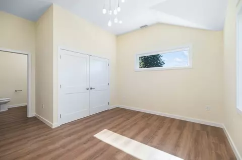 Bedroom - 32 Lexington Dr, Beverly, MA 01915 photo 1 of 6