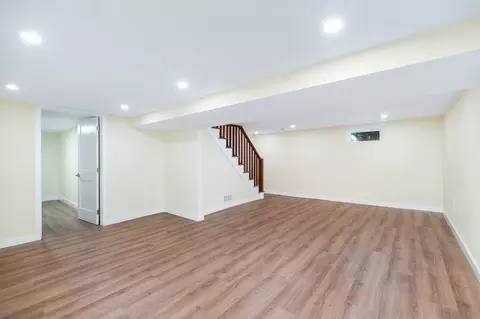 Living - 32 Lexington Dr, Beverly, MA 01915 photo 3 of 4