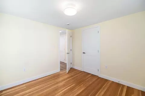 Bedroom - 32 Lexington Dr, Beverly, MA 01915 photo 4 of 6