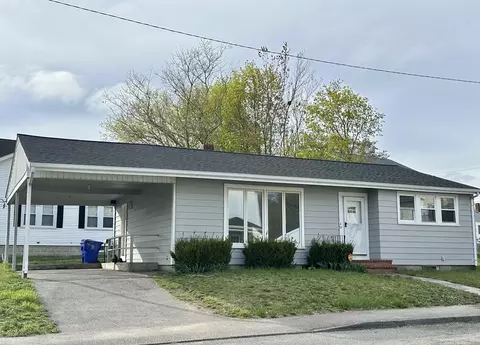 31 Monica St, Taunton, MA 02780