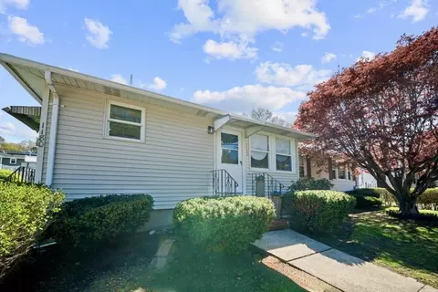 1180 Main St #1, Waltham, MA 02451
