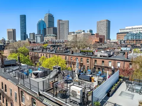 11 Dartmouth Pl #3, Boston, MA 02116