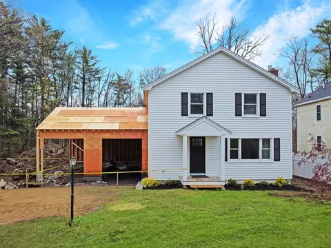 7 Lakeshore Dr, Georgetown, MA 01833