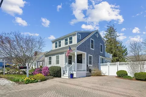 12 Hawley Rd, Scituate, MA 02066