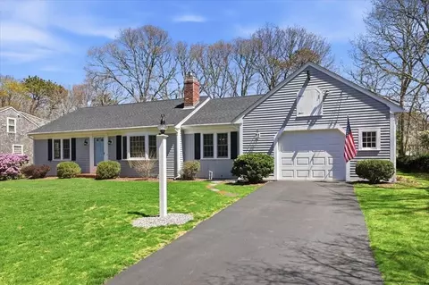 106 Pine St, Yarmouth, MA 02675