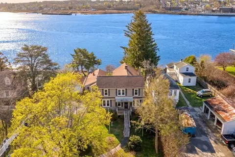 1292 Riverside Ave, Somerset, MA 02726