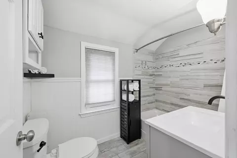 145 Chalmers St, Springfield, MA 01118 photo 27
